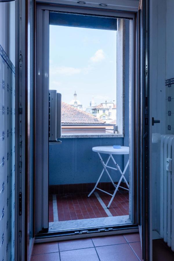 Milan Flat 5 Min From Duomo With Park For Small Cars Apartment Екстериор снимка