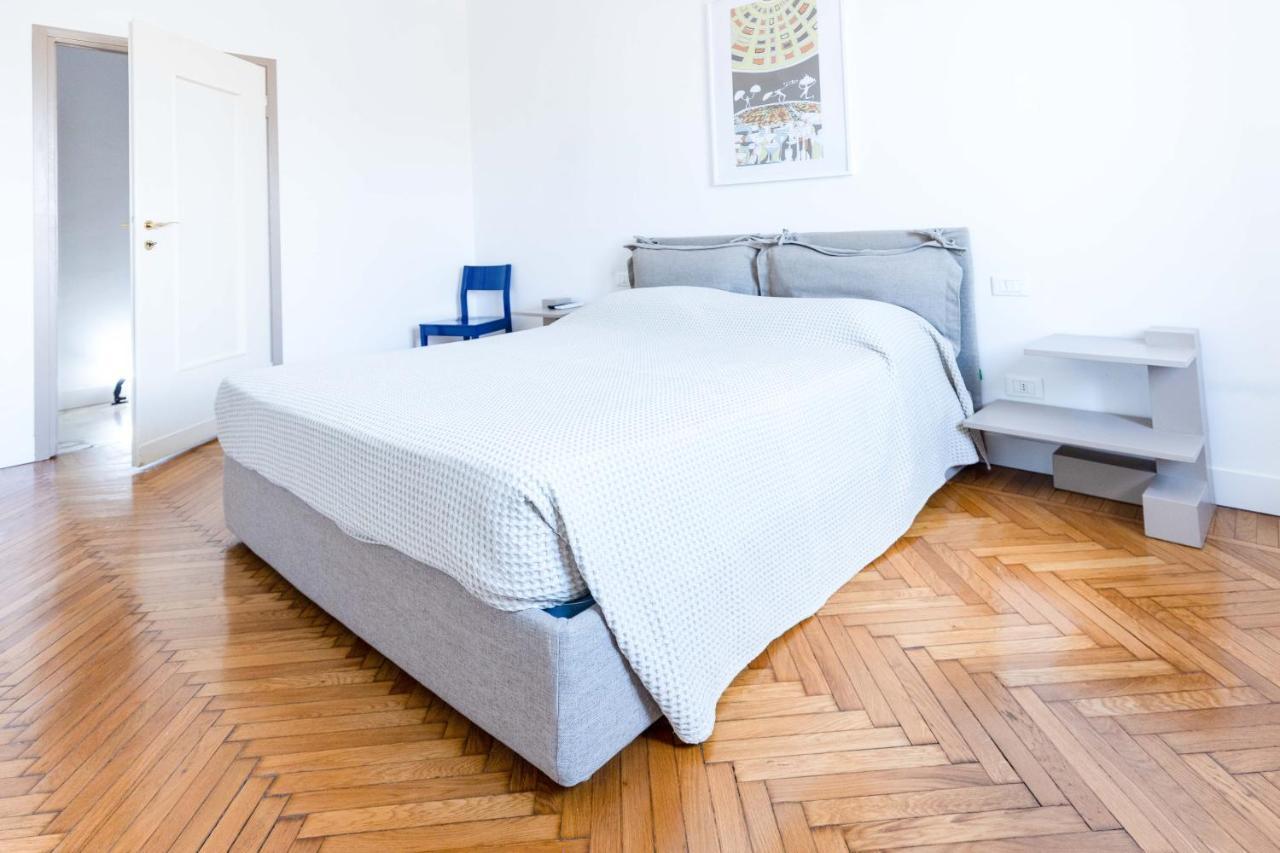 Milan Flat 5 Min From Duomo With Park For Small Cars Apartment Екстериор снимка